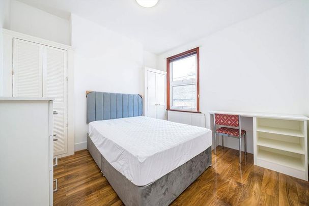 6 bedroom house to rent - Photo 1