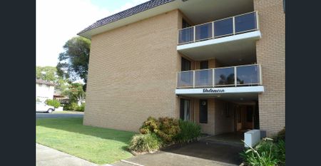 Low-Maintenance Living by the Lake - Photo 3