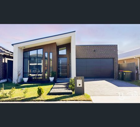 12 Cordrush Street, Marsden Park, NSW 2765 - Photo 5