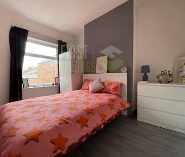 4 bedroom terraced house to rent - Photo 5