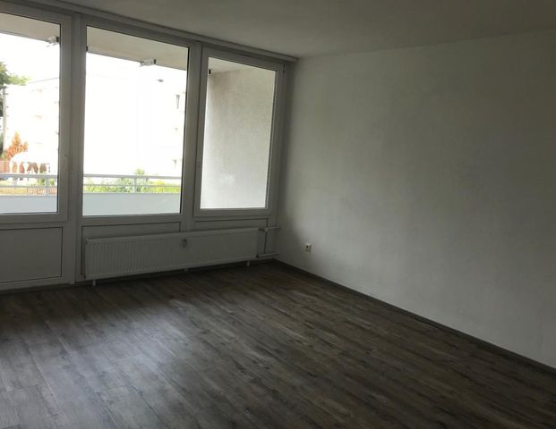 Demnächst frei! 3-Zimmer-Wohnung in Duisburg Neumühl - Photo 1