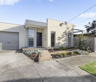 36 Johnson Street, Belmont - Photo 5