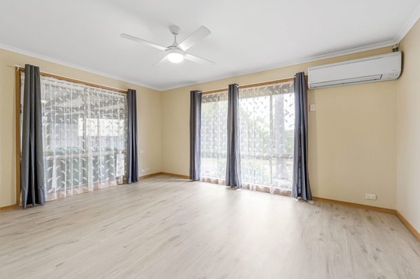 Beautiful Family Home in a Quiet Cul-de-Sac - Photo 1