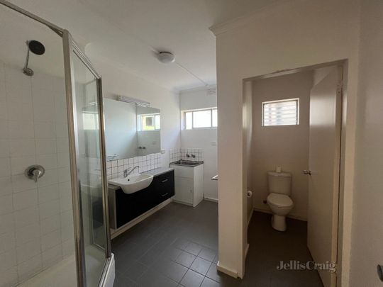 1/40 Dundas Street, Thornbury - Photo 1