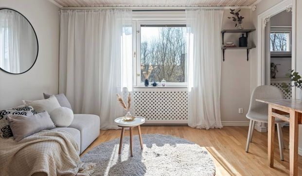 Skebokvarnsvägen, Bandhagen - Photo 1