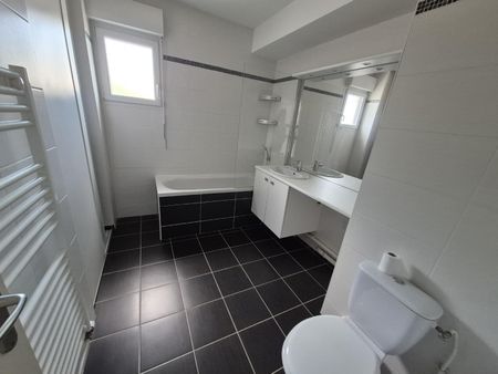 Location Appartement 2 pièces 45m² ST MARTIN BOULOGNE 62280 - Photo 3