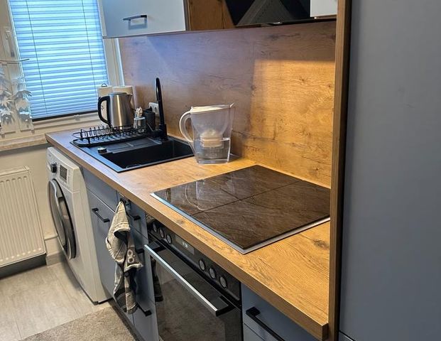 3 Zimmer Erdgeschoss-Wohnung mit Balkon - Photo 1