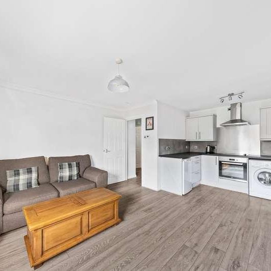 London Road, Stockton Heath, WA4 - Photo 1