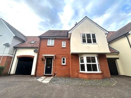 4 bedroom link detached house to rent - Photo 5