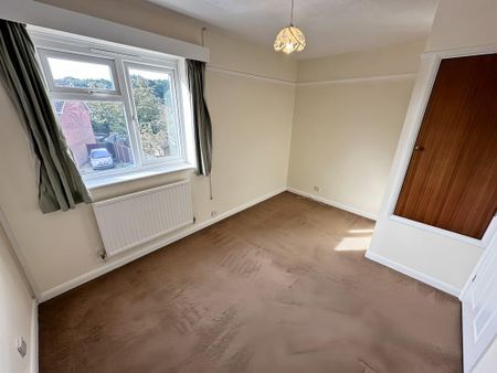 2 bedroom end of terrace house to rent - Photo 3