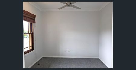 A Cottage Style home - Photo 5