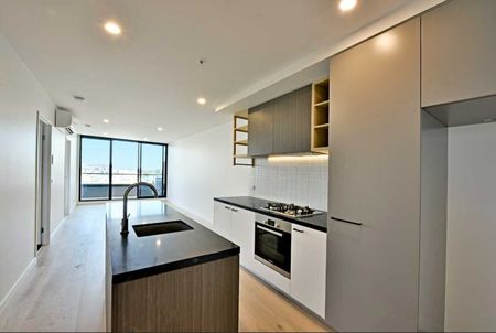 Register to Inspect / Spacious 2-Bedroom, 2-Bathroom Apartment with Secure Parking - Photo 3