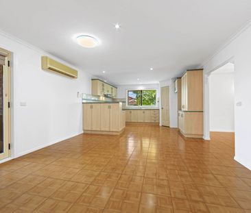 1 Whitmore Place, Hillside VIC 3037 - Photo 2