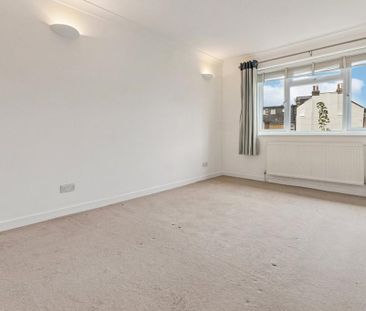 2 bedroom maisonette to rent - Photo 5