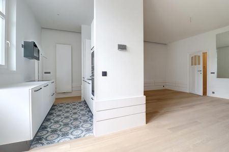 Appartement te huur in Ixelles - Photo 4
