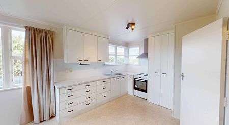 Springvale, 3 bedrooms - Photo 2