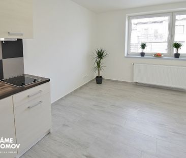 Pronájem bytu 1+kk 26 m² - Fotografie 2