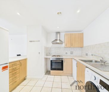 2 bedroom flat to rent - Photo 5