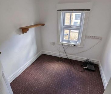 Livingstone Road, Gillingham, ME7 - Photo 4