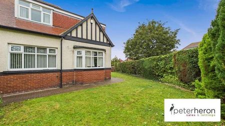 Newlands Avenue, Tunstall, Sunderland, SR3 - Photo 2