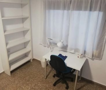 Carrer del Clariano, Valencia, Valencian Community 46021 - Photo 1