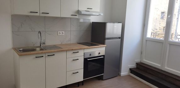 Location Appartement 2 pièces 21m² - Photo 2