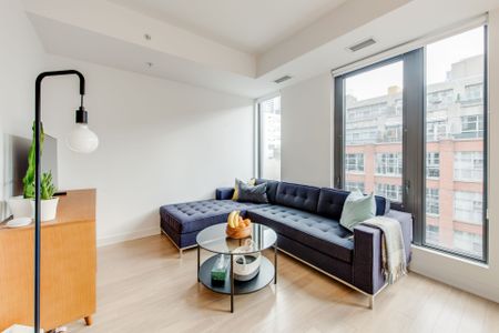 For Lease - 32 Camden Street Unit# 702, Toronto, Ontario - Photo 2