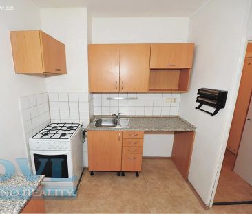 Pronájem bytu 1+1 35 m² - Photo 1