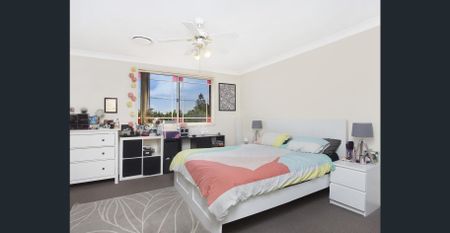 Immaculate Duplex - Photo 3