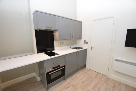 Studio to rent - Photo 4