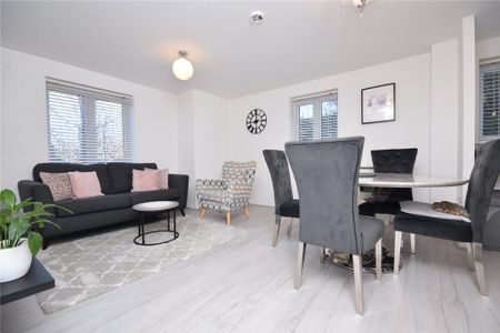 2 bedroom apartment to rent - Photo 5