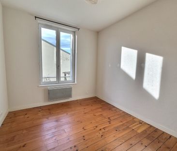 Location Appartement 2 pièces 41m² CLERMONT FERRAND 63000 - Photo 2