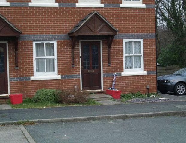 Meadow Brook Close Madeley, Telford - Photo 1