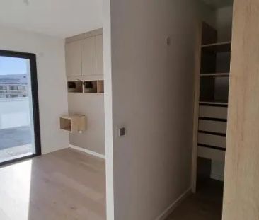 Appartement à louer 4 pièces 147.7m² - Photo 3