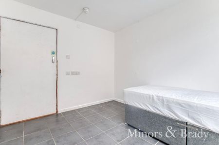 House share to rent - Photo 2