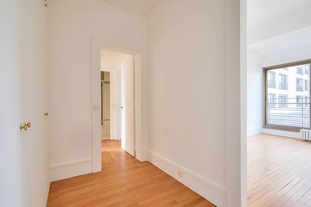 Location appartement, Saint-Cloud, 4 pièces, 123 m², ref 84364238 - Photo 2