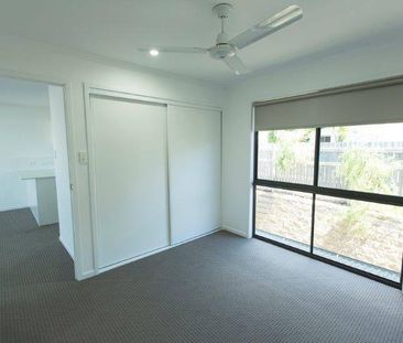 3 Bedroom Townhouse - Photo 4