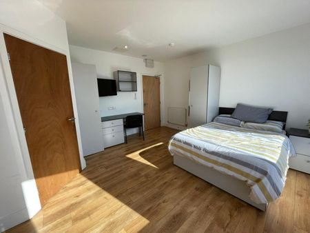 Tamar House - Large Studio, 2A Old Town Street, Plymouth - Photo 5