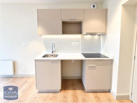 Location Appartement 2 pièces 46m² CHINON 37500 - Photo 2