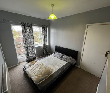 4 Bed Flat, Gainsborough Square, BS7 - Photo 6