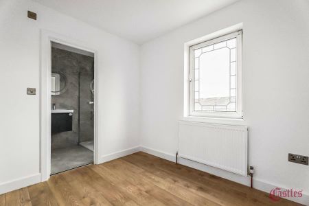 4 bedroom ground floor maisonette to rent - Photo 5