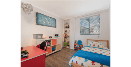 Spacious Family Home with Pool, Office & Multiple Living Areas - Photo 4