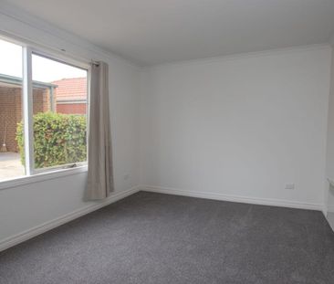 SPACIOUS UNIT CLOSE TO TOWN - Photo 4