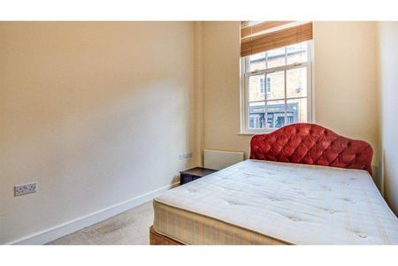 32, St Johns Hill, Shrewsbury, Shropshire - Photo 3