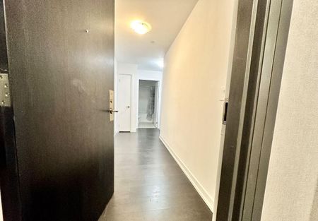 For Lease - 297 College Street Unit# 627, Toronto, Ontario - Photo 3