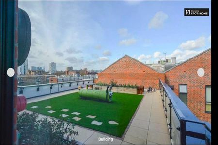 1 bedroom in a flat share to rent - Photo 4