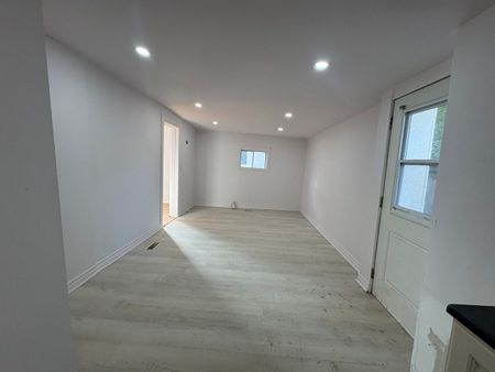 For Lease - 475 D'arcy Street Unit# C, Newmarket, Ontario - Photo 5