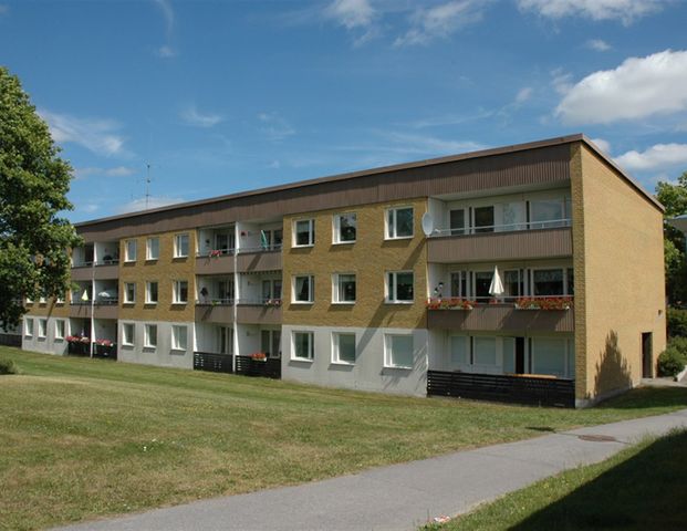 Råbocksvägen 6 A - Foto 1