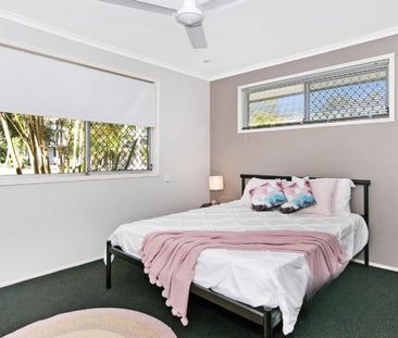 19 Kerrong Court, Shailer Park, Qld 4128 - Photo 4