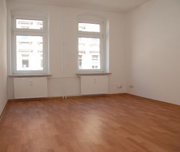 Große Altbauwohnung mit Tageslichtbad - Foto 6